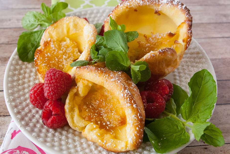 Easy Mini German Pancakes: Blender Recipe for Brunch & Holidays